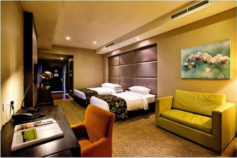 Orchid Country Club