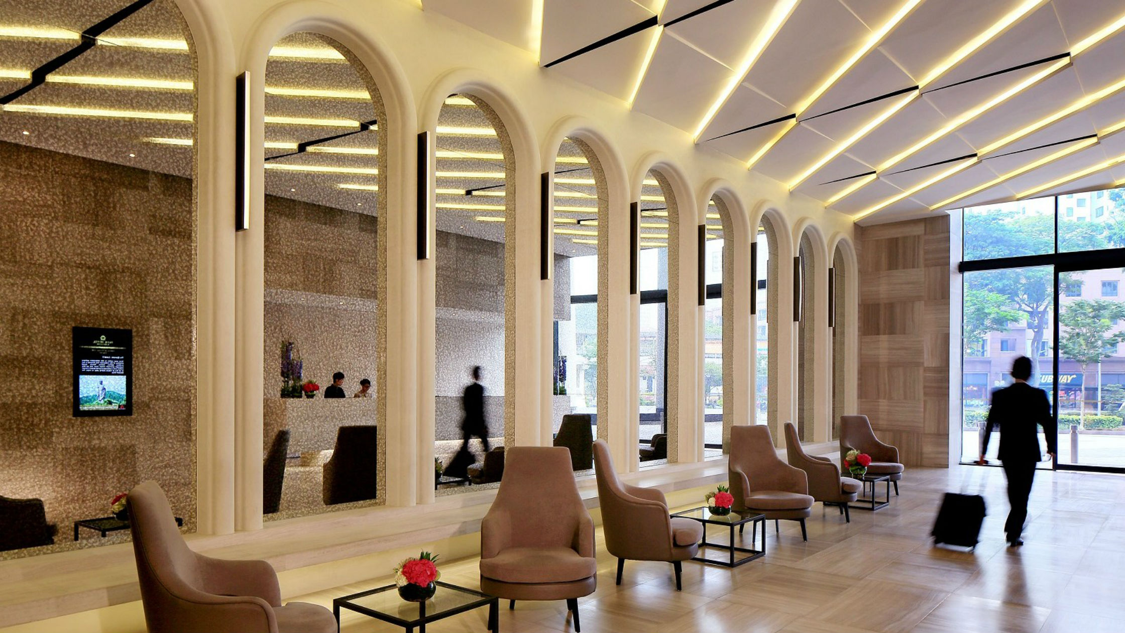 Momentus Hotel Alexandra