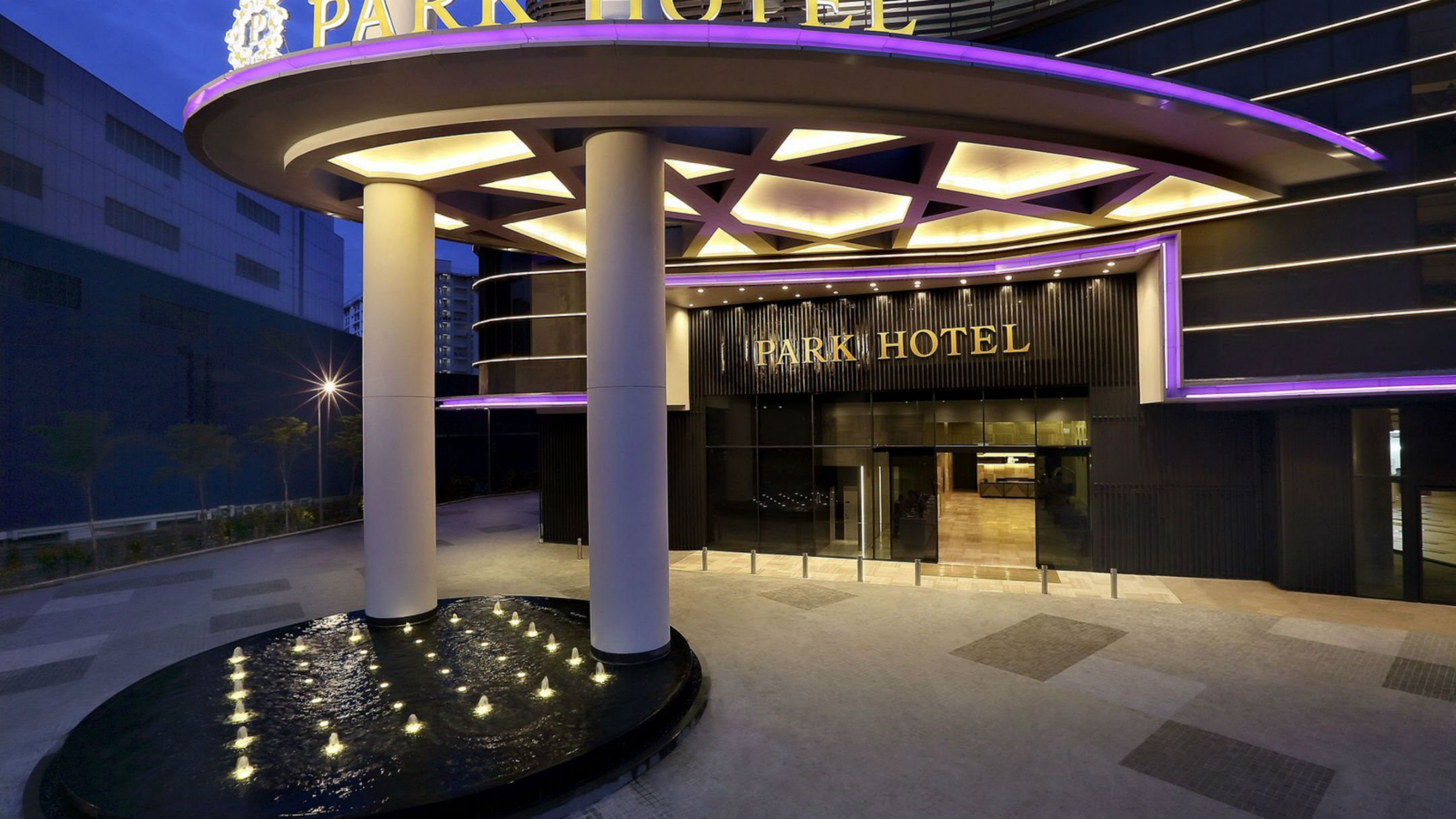 Momentus Hotel Alexandra