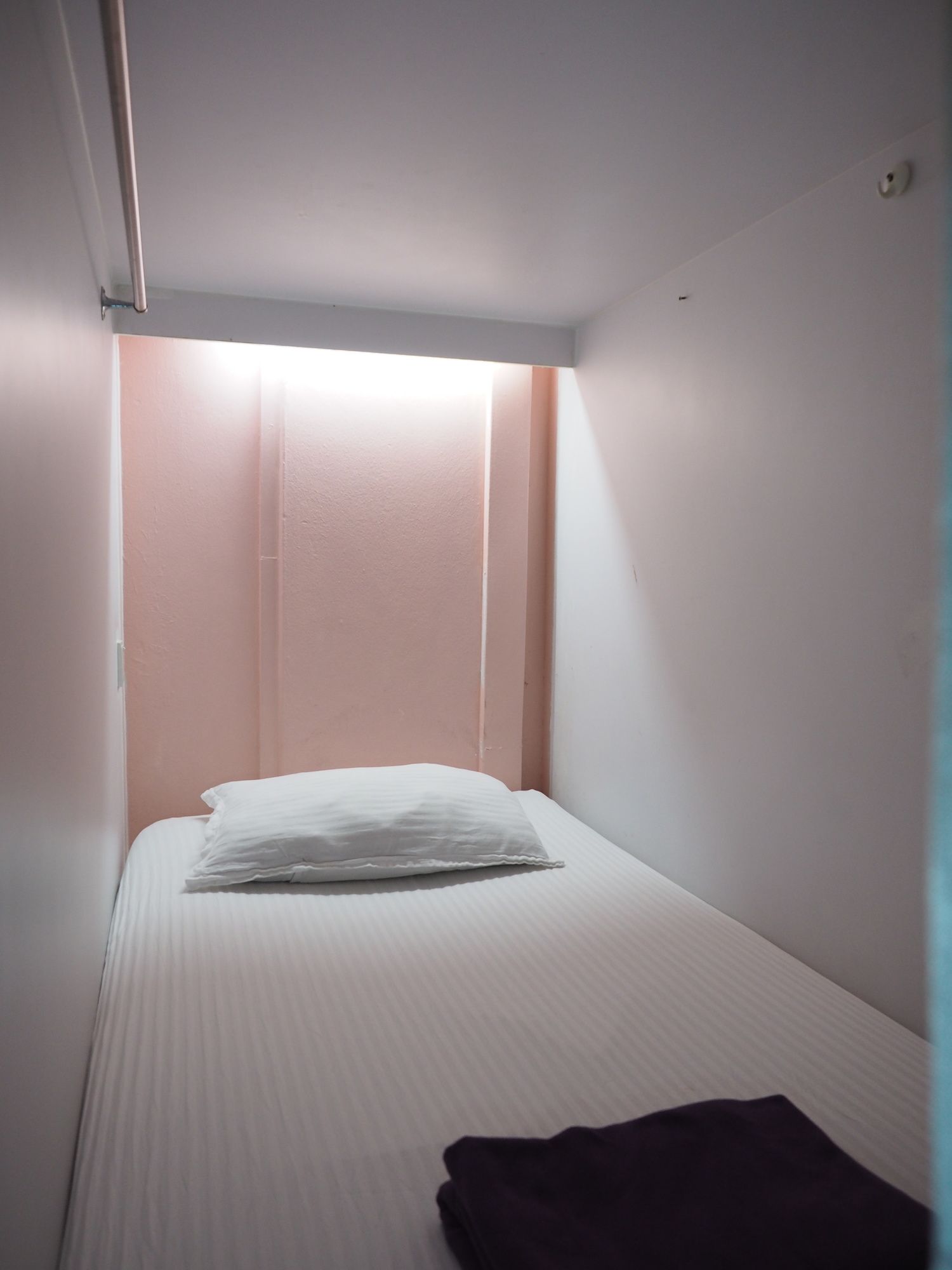 Pillow Talk Hostel