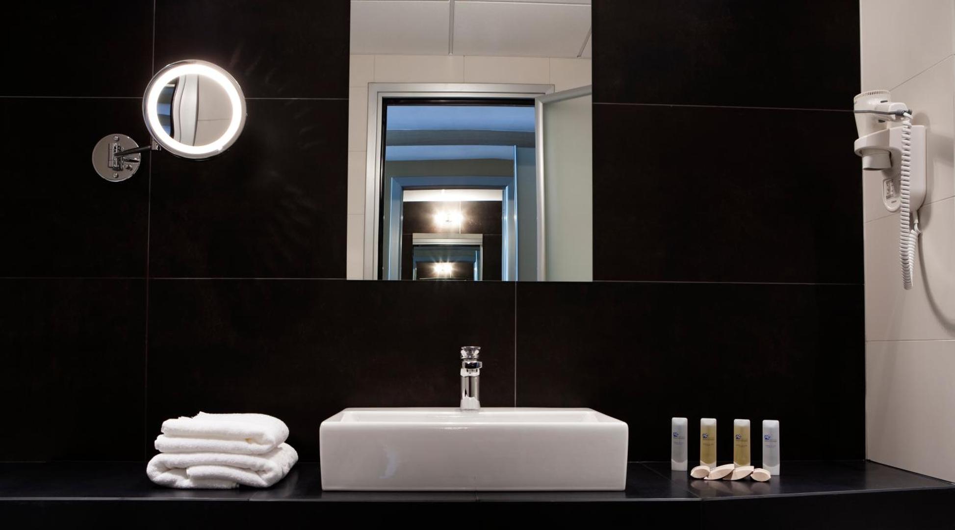 Bohinj ECO Hotel