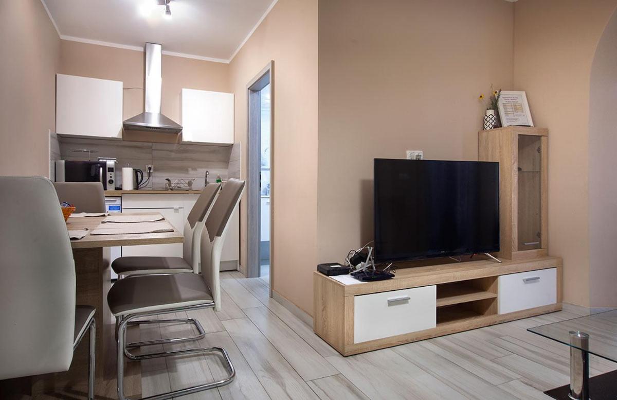 Banjac Apartments & Rooms