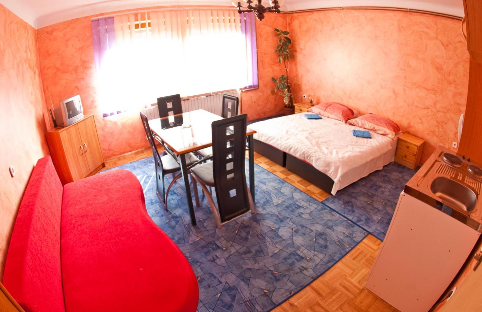 Guest House Pikapolonca