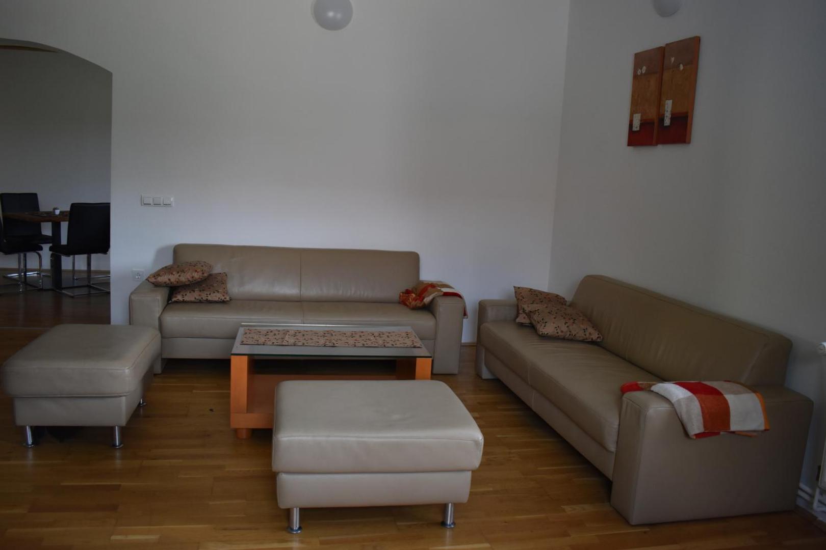 Hostel Kmetija Frangež