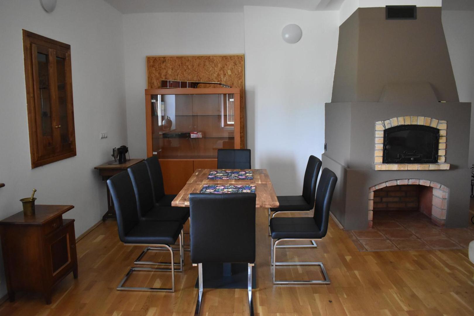 Hostel Kmetija Frangež