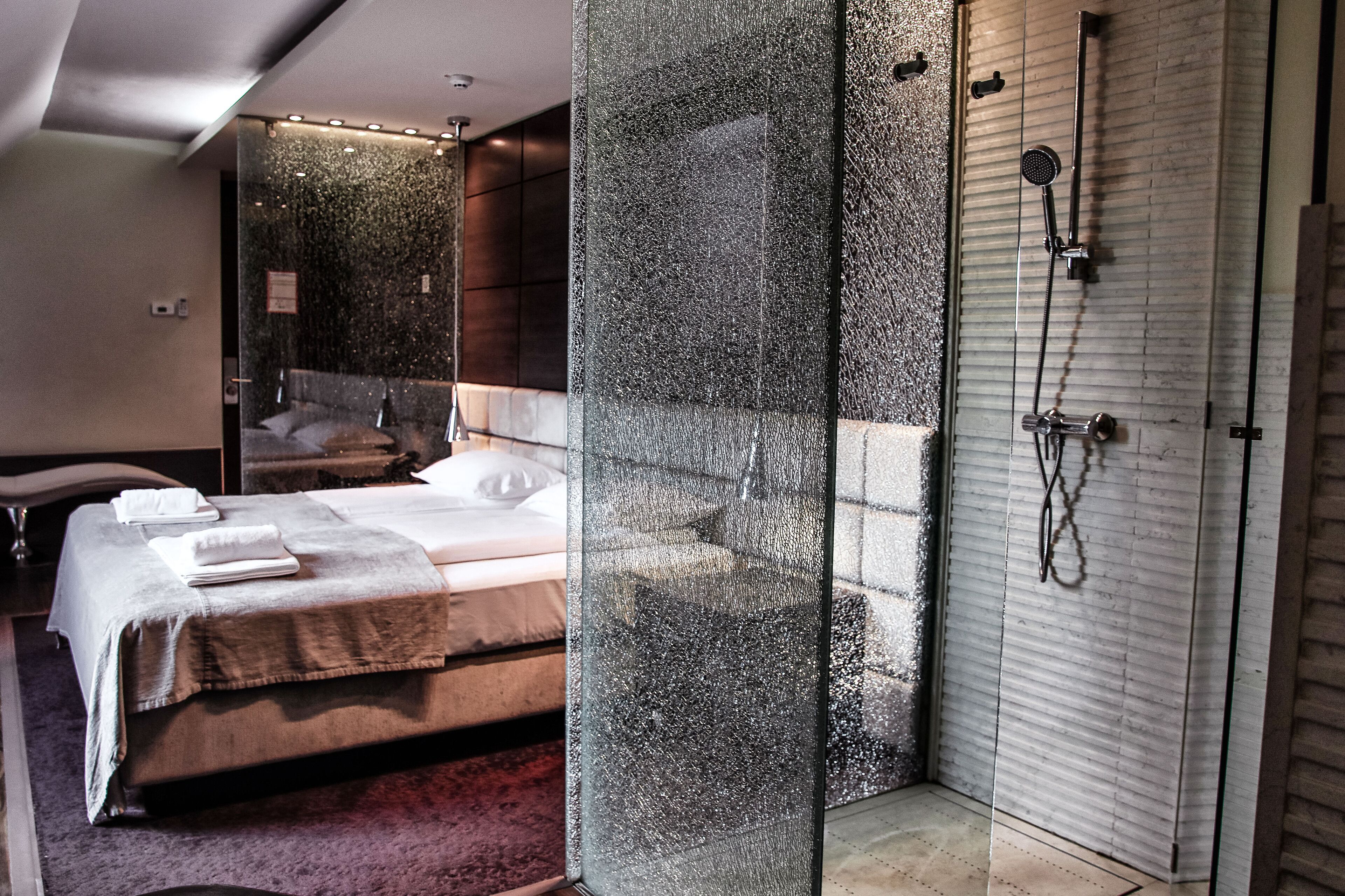 Lent Hotel