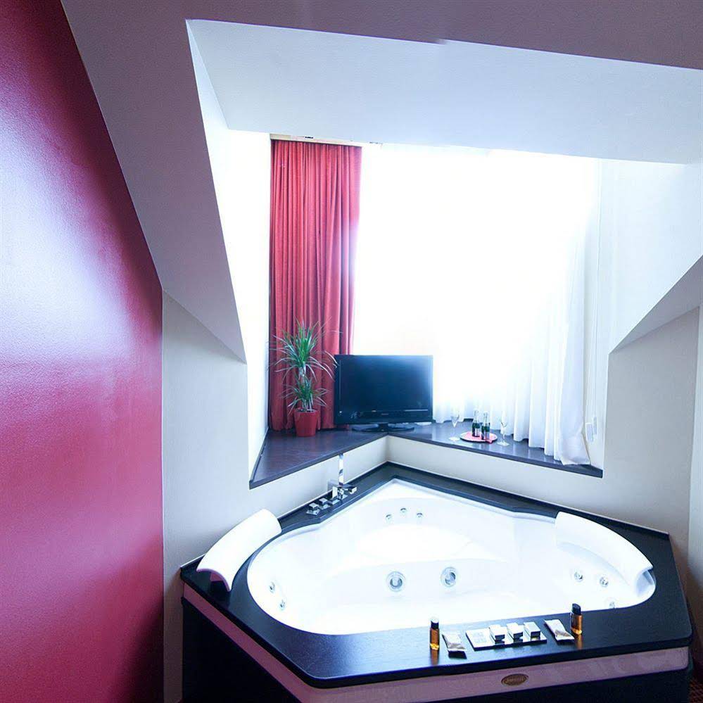 Lent Hotel