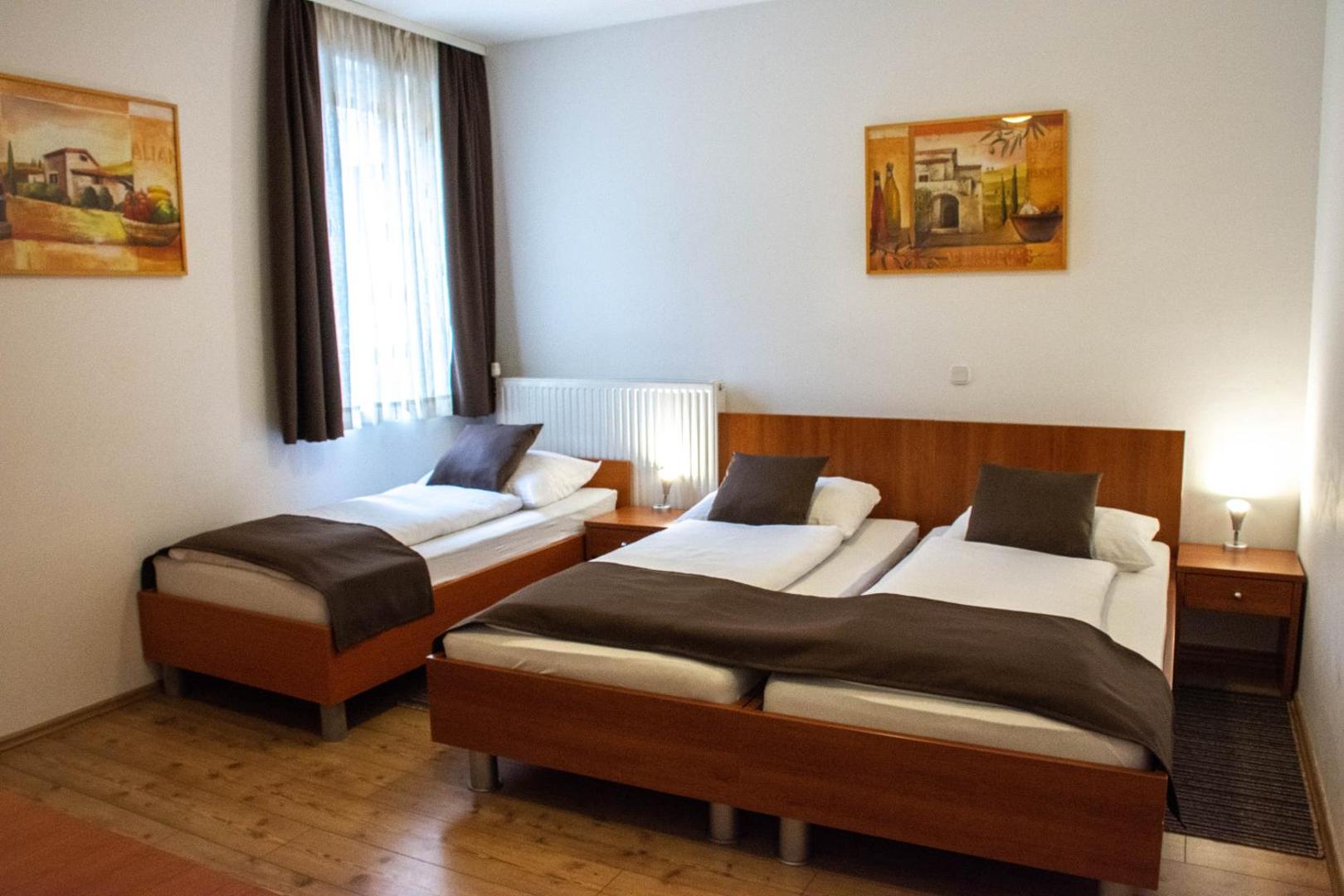 Mlada Lipa Guesthouse