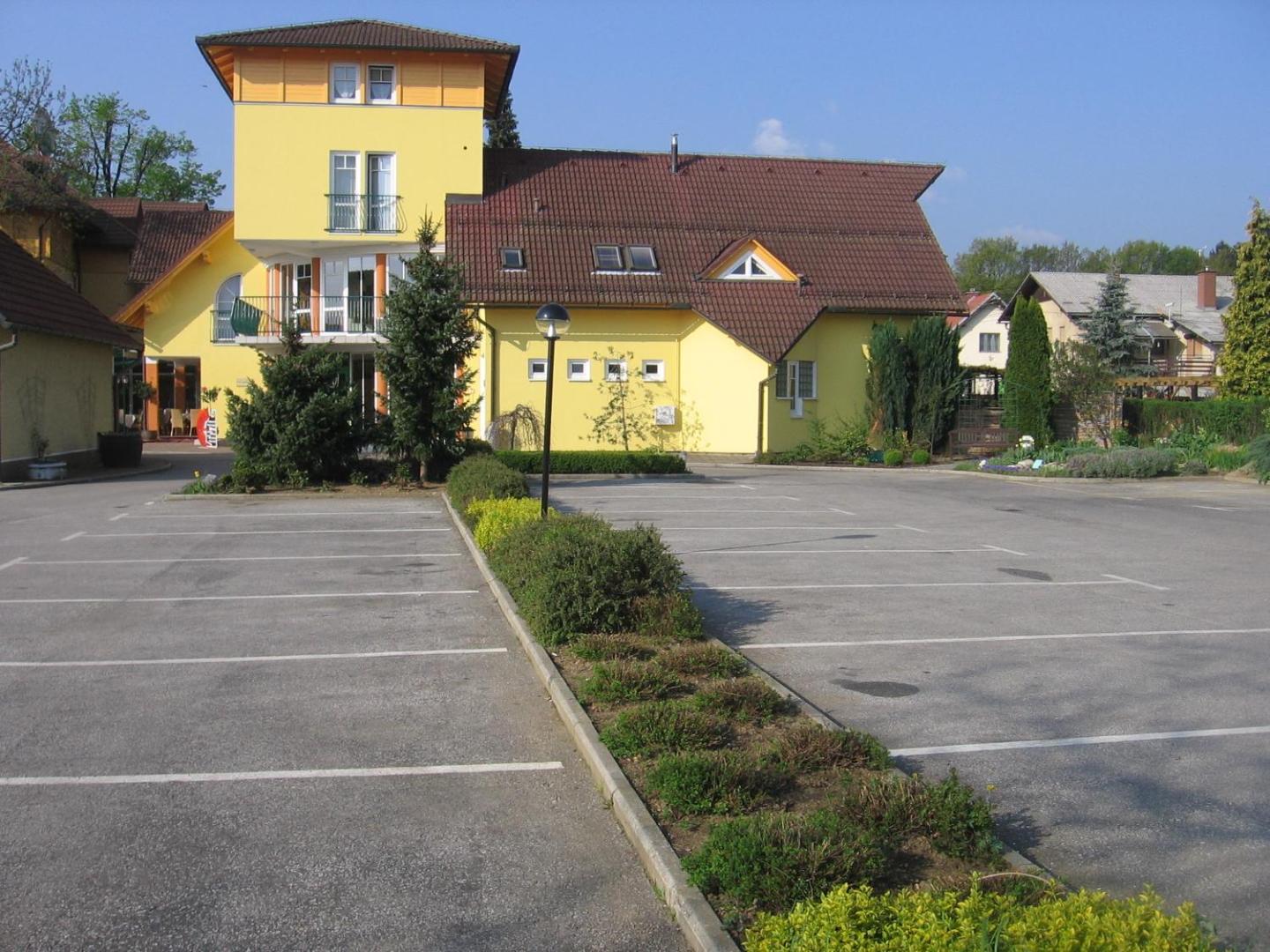 Motel Pri Lesniku