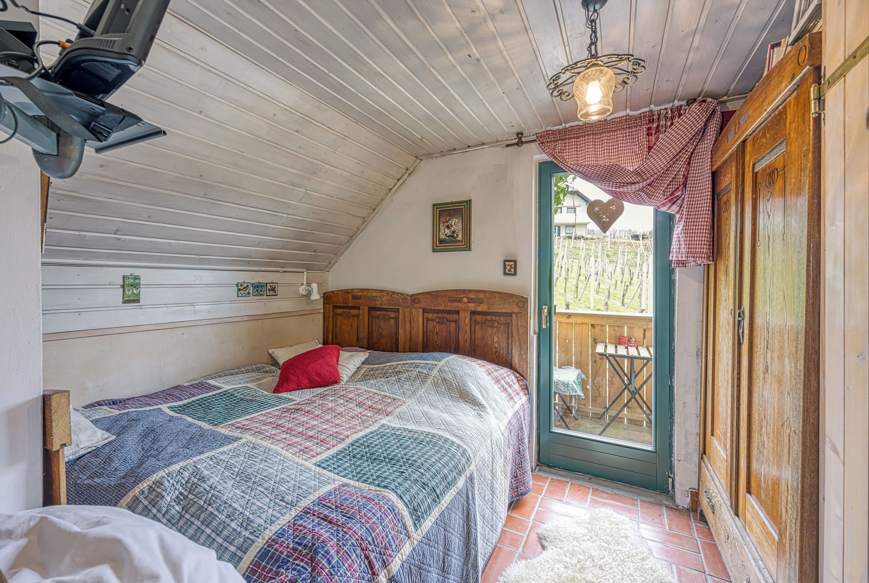 Vineyard Cottage Vercek