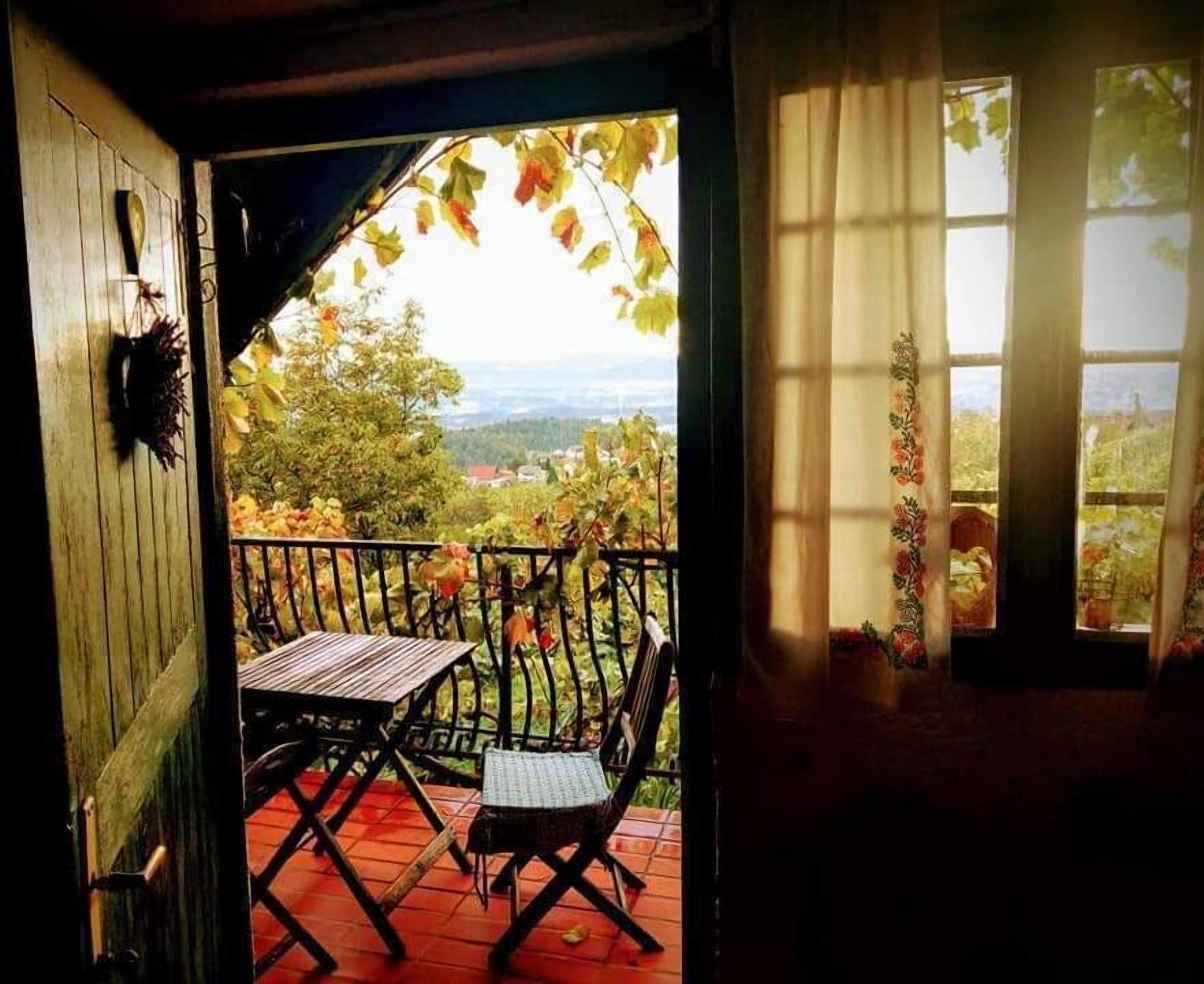 Vineyard Cottage Vercek