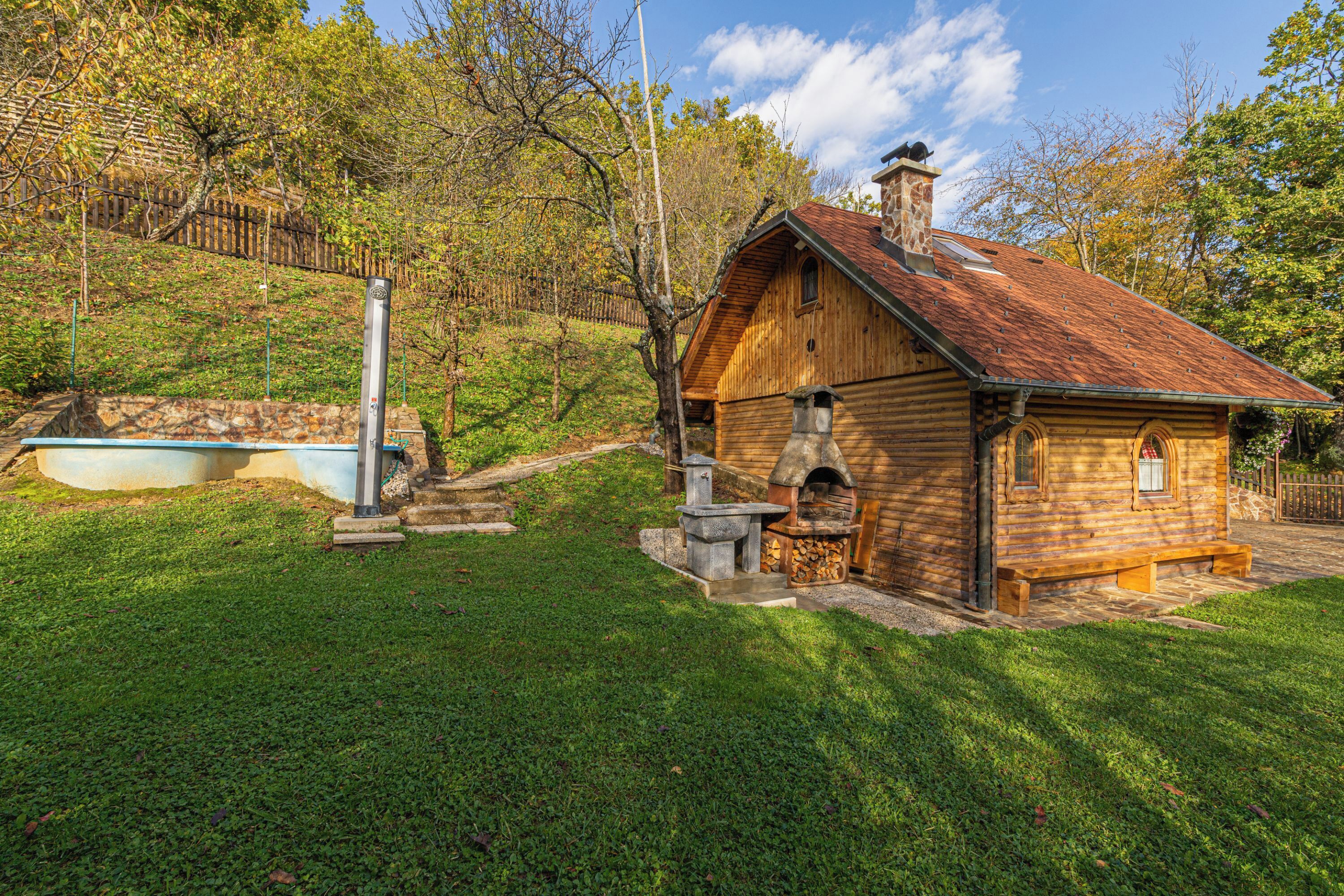 Rudnica Hill Lodge