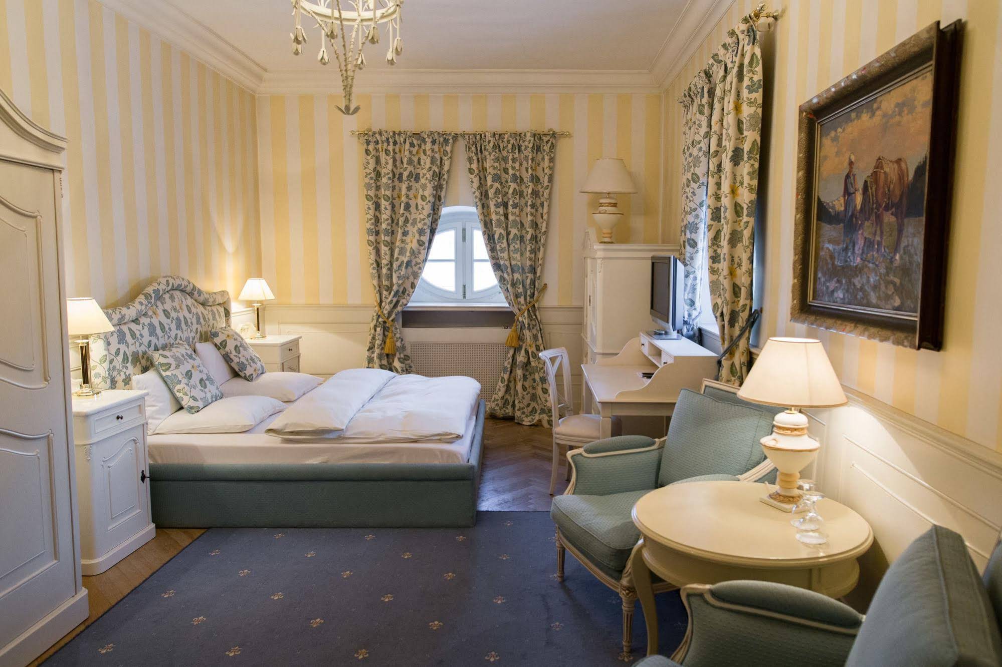 Hotel Chateau Bela