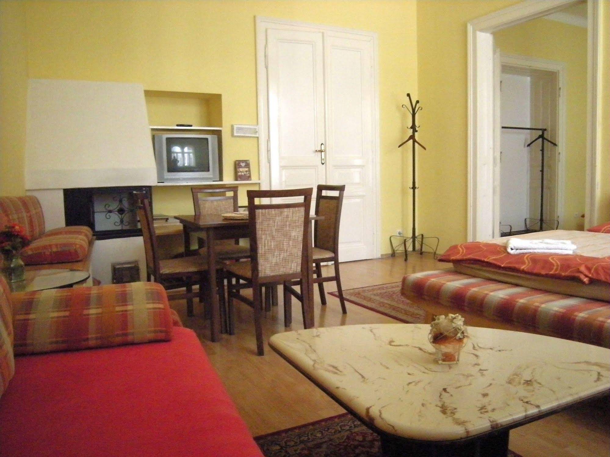 Apartment Historical Centre