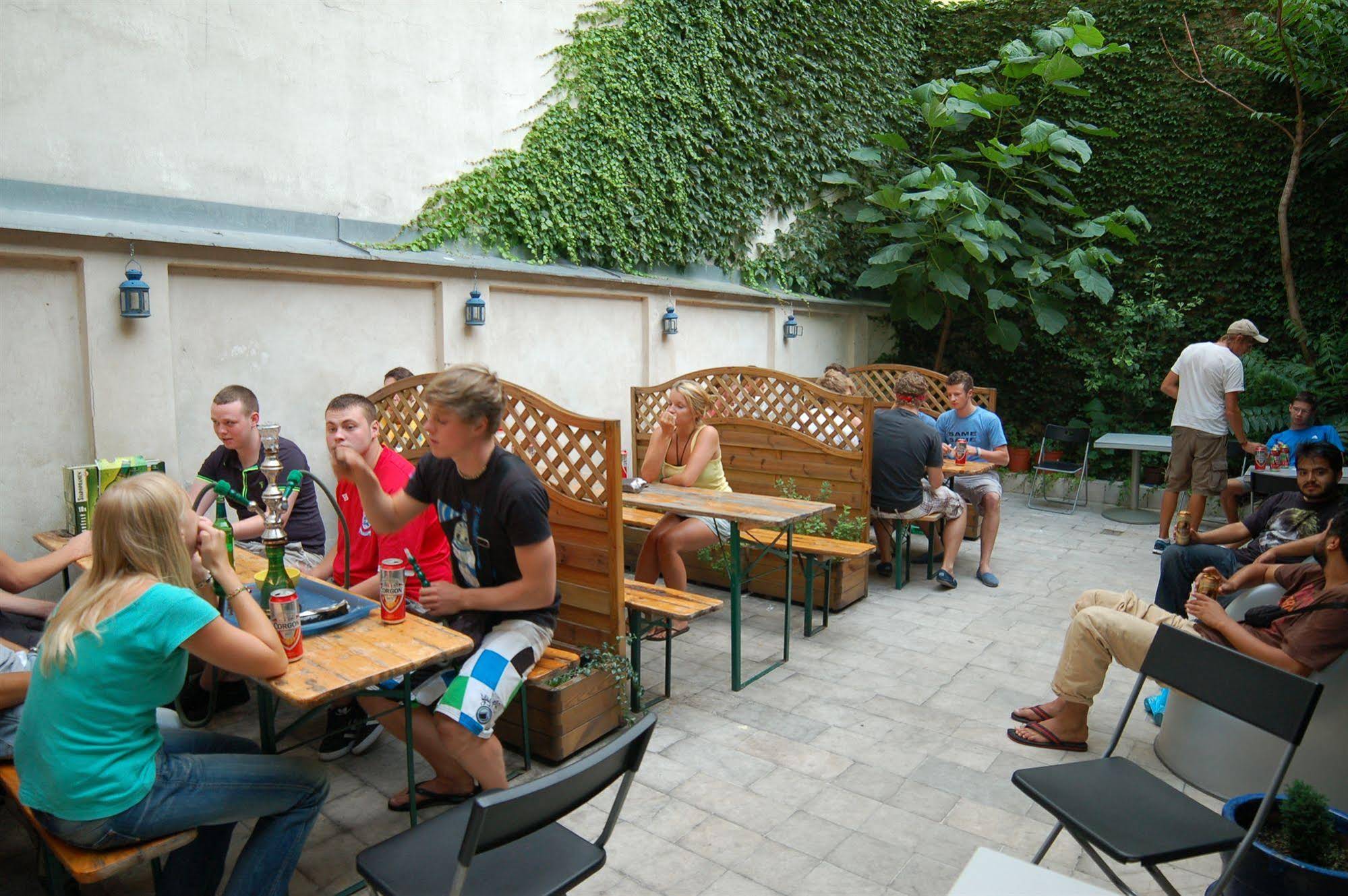 Patio Hostel