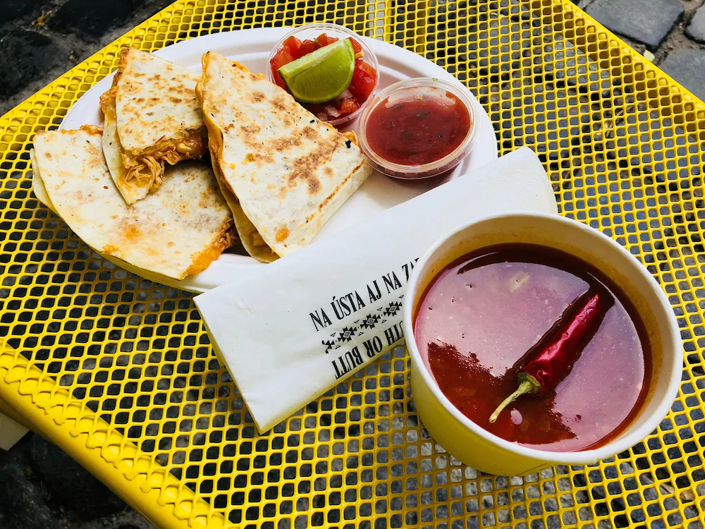 Street Food Possonium Apartments