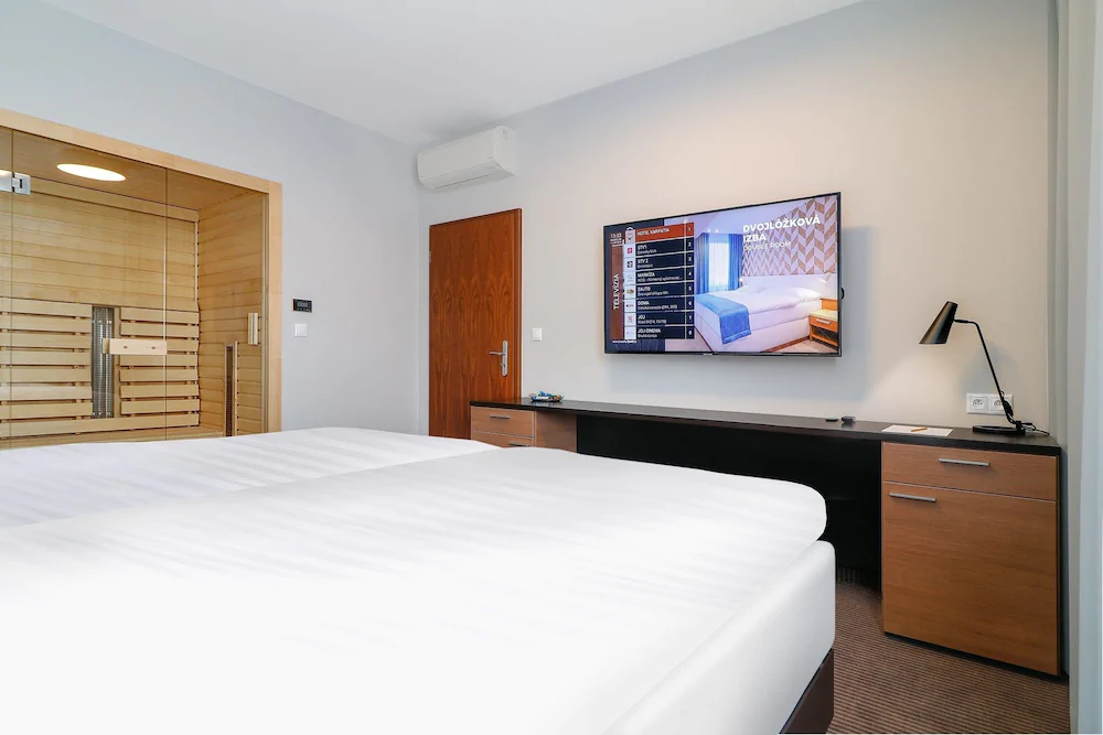 Hotel Karpatia