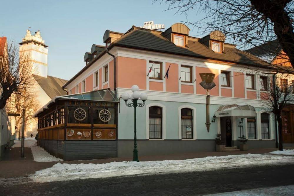Hotel Club