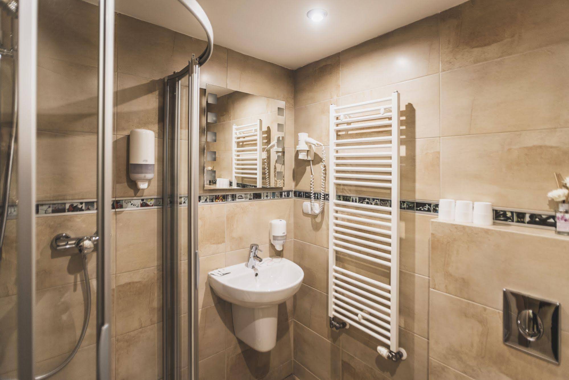 Muza Garni Hotel