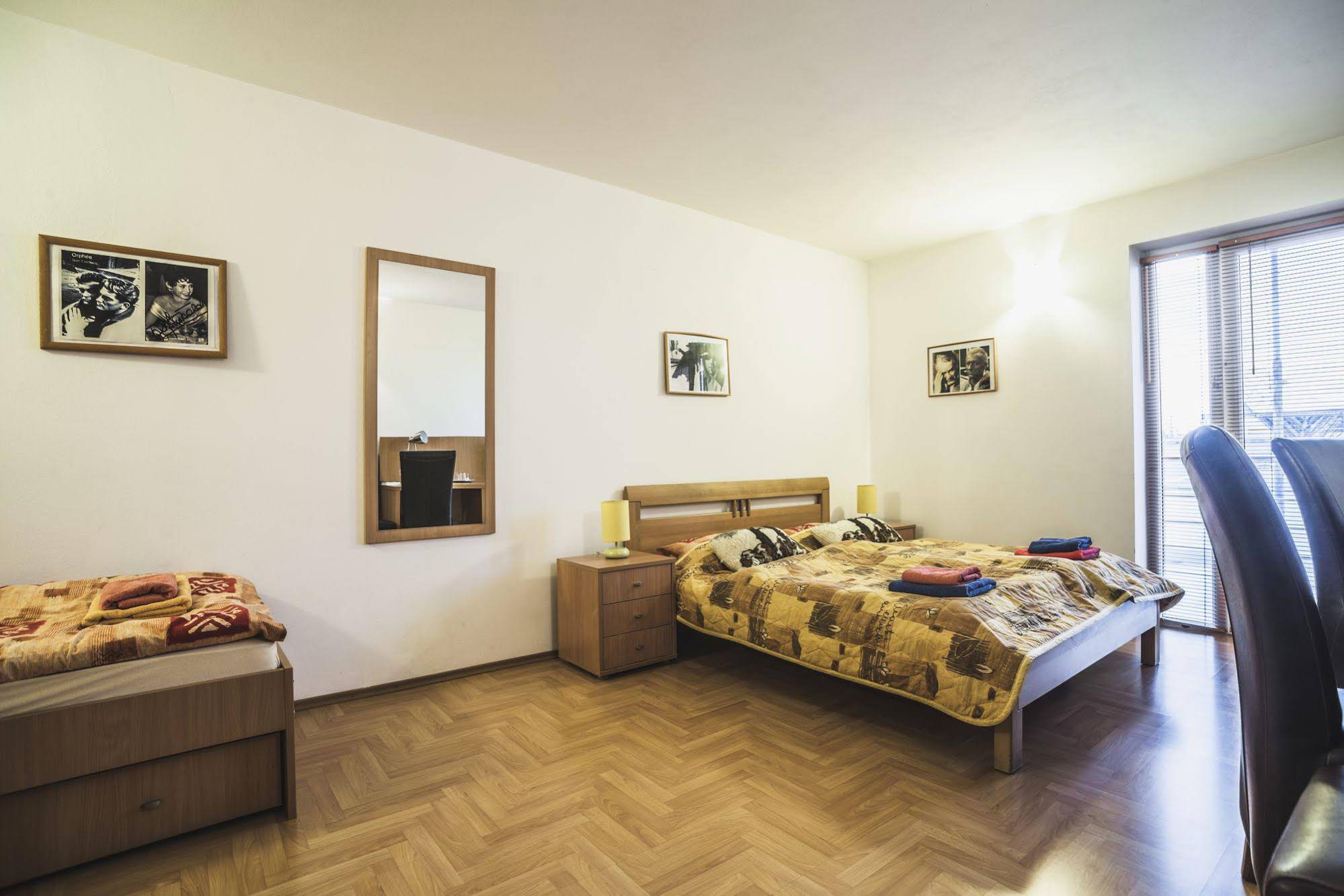 Muza Garni Hotel