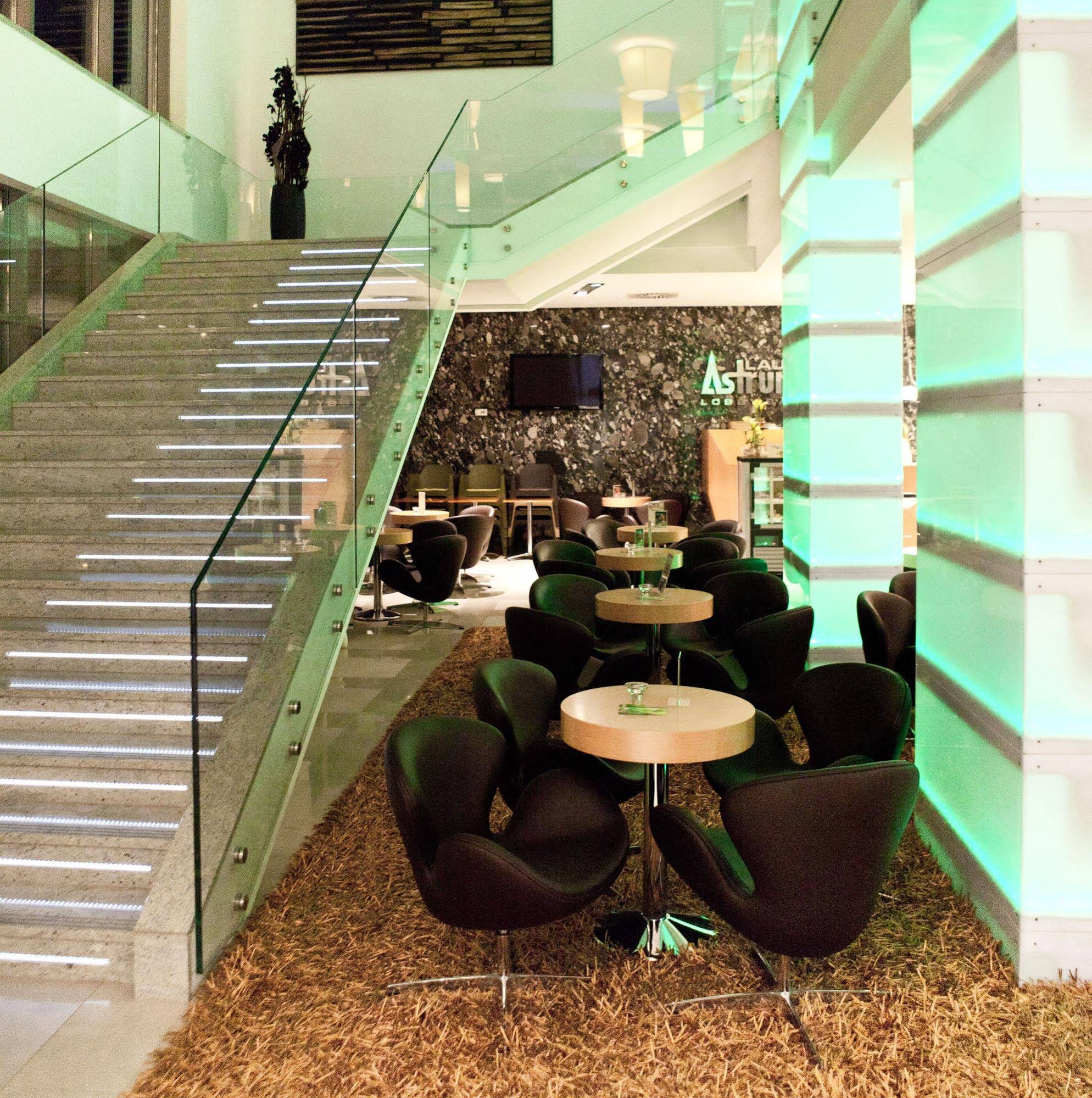 Business Hotel ASTRUM Laus