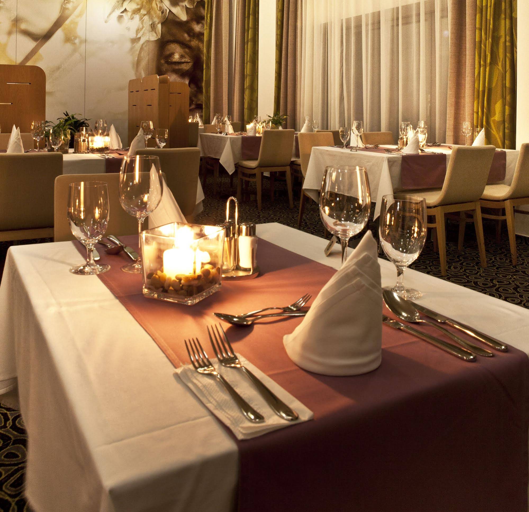 Business Hotel ASTRUM Laus