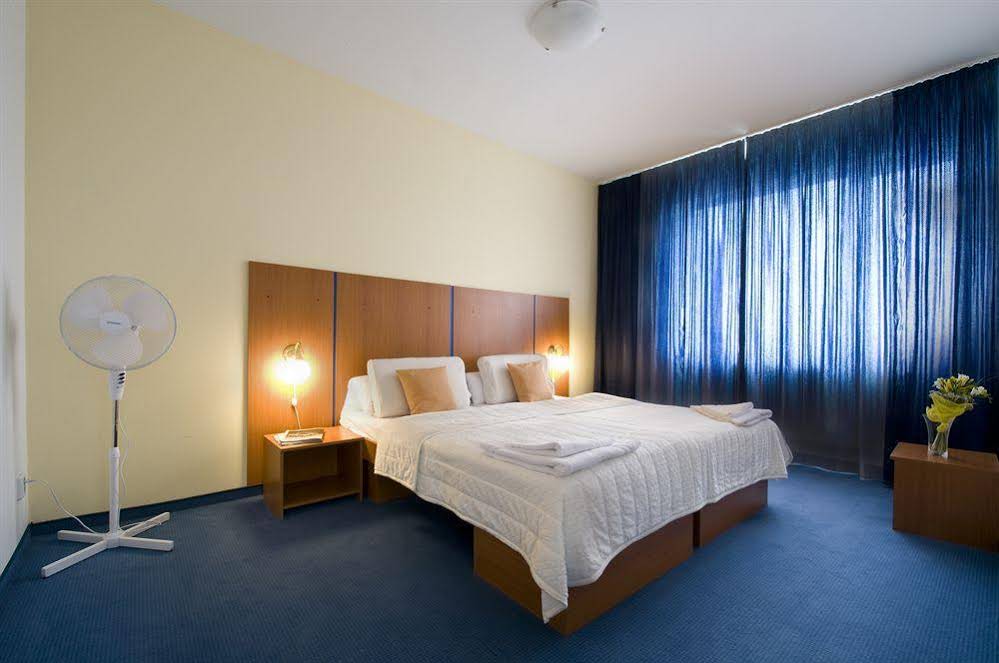 Hotel Senec