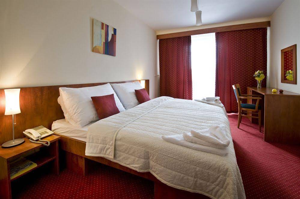 Hotel Senec
