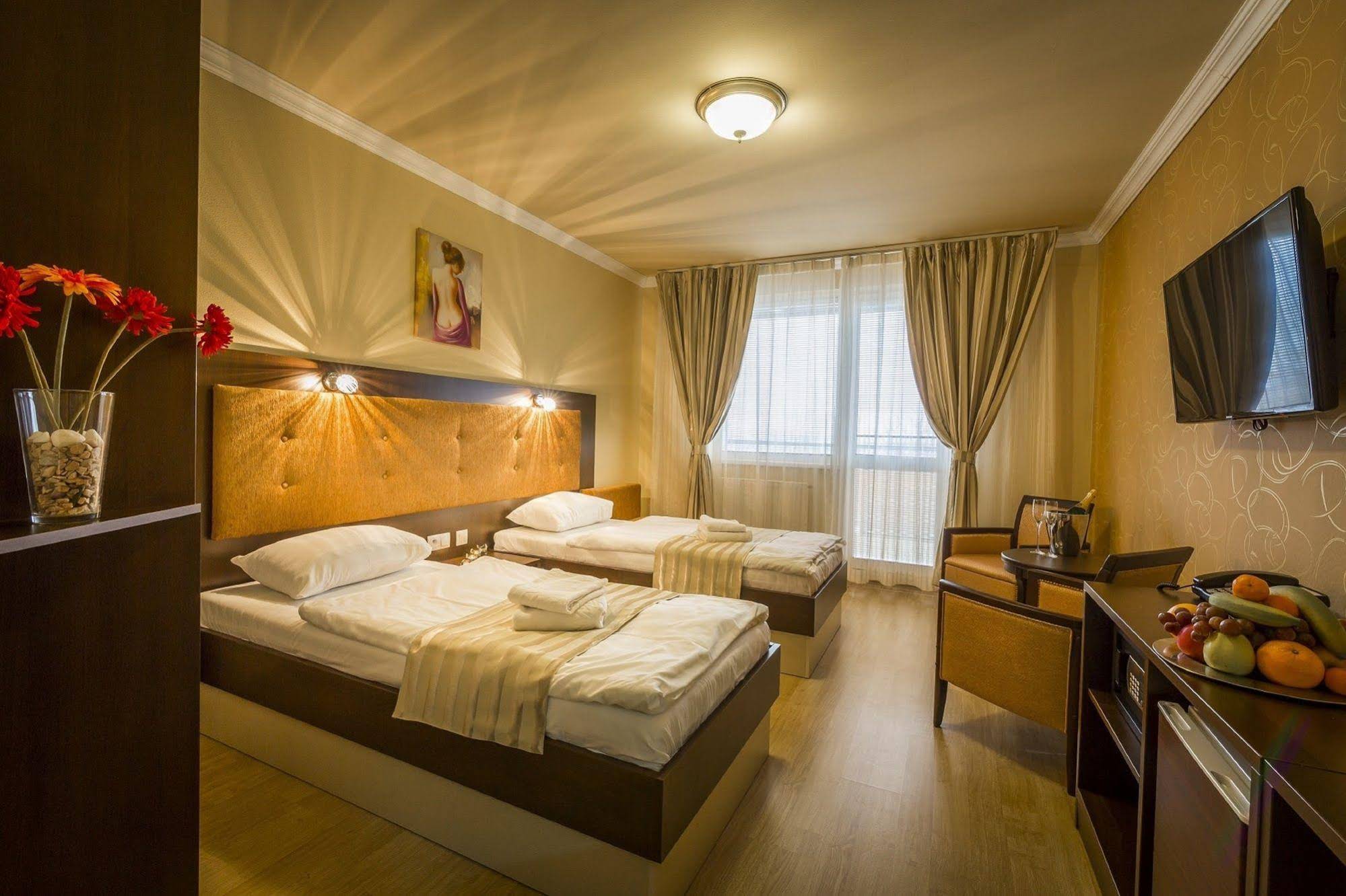 Hotel Sun