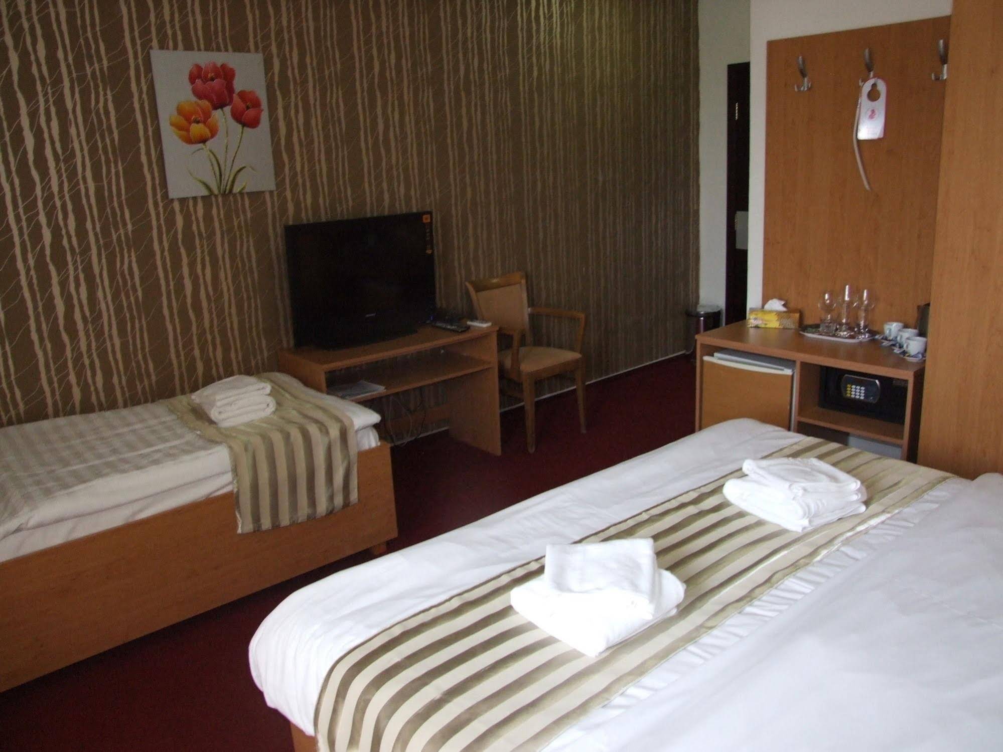Hotel Sun