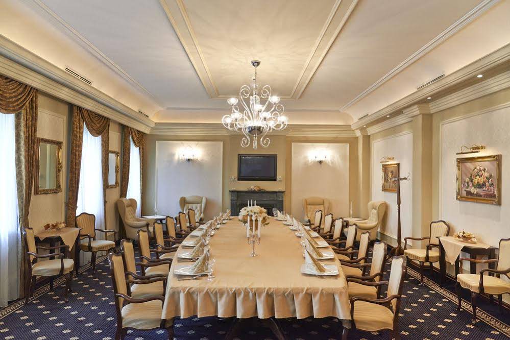 Hotel Stefanik