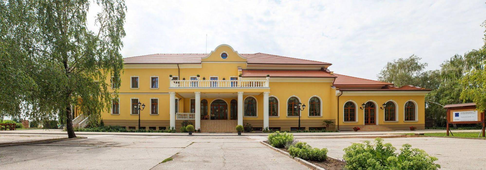 Hotel Plauter Kuria