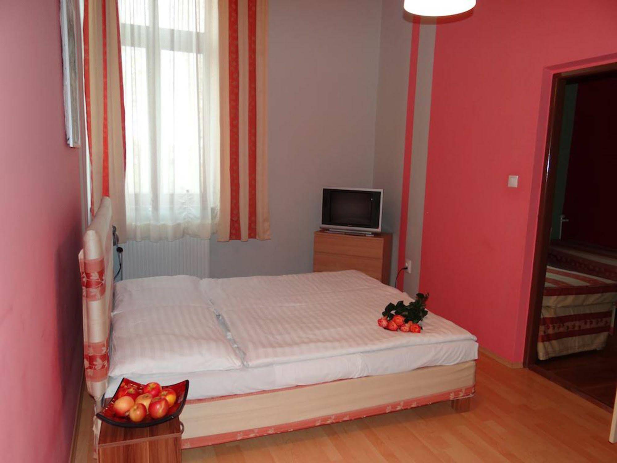 Hotel Plauter Kuria