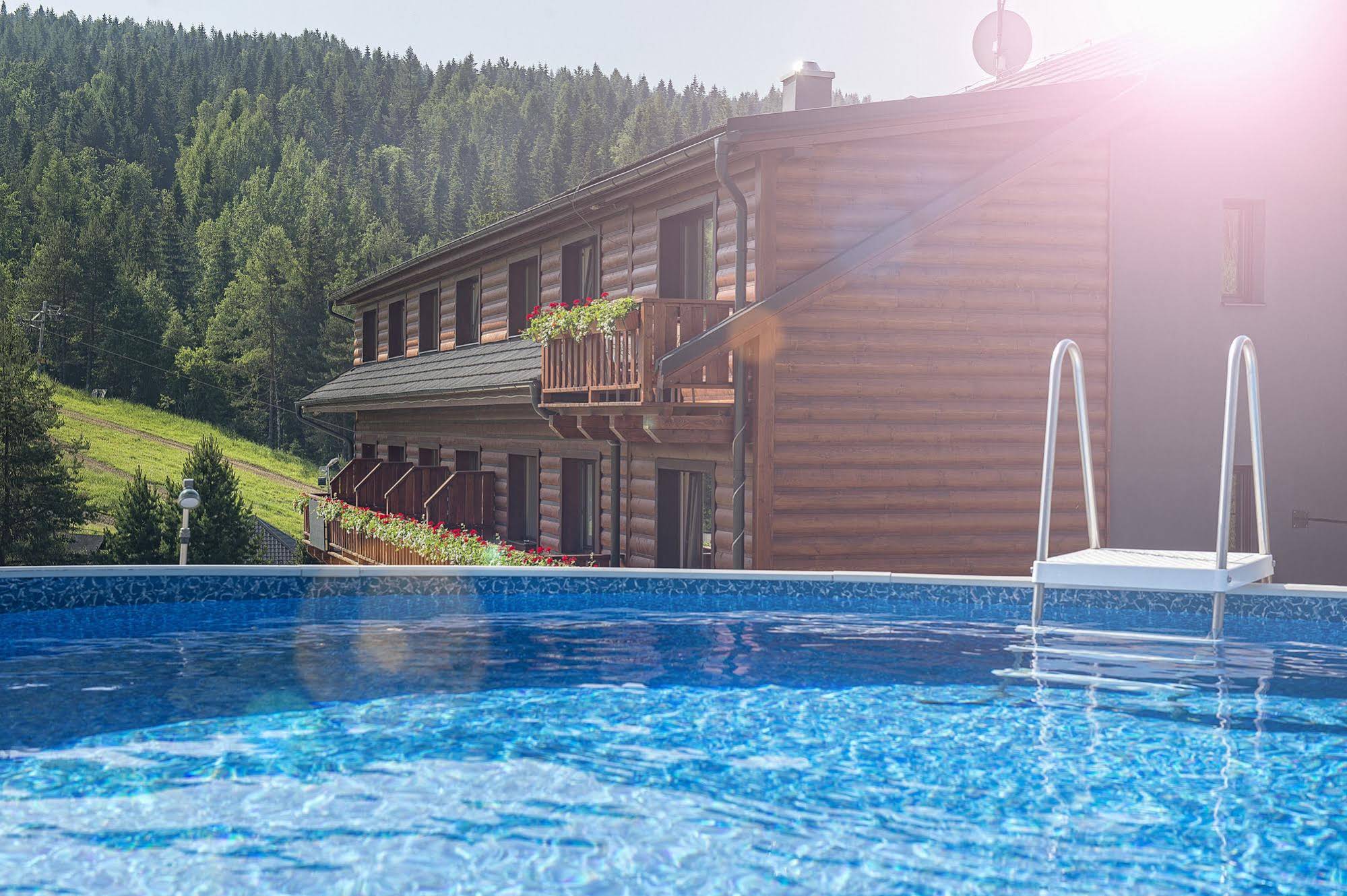 Hotel Bachledka Strachan