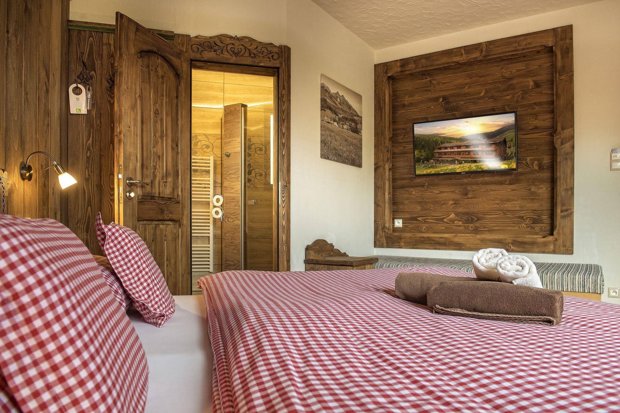 Hotel Bachledka Strachan