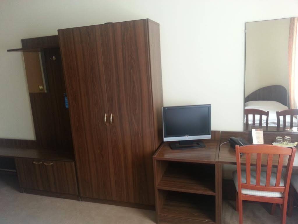 Hotel Boss