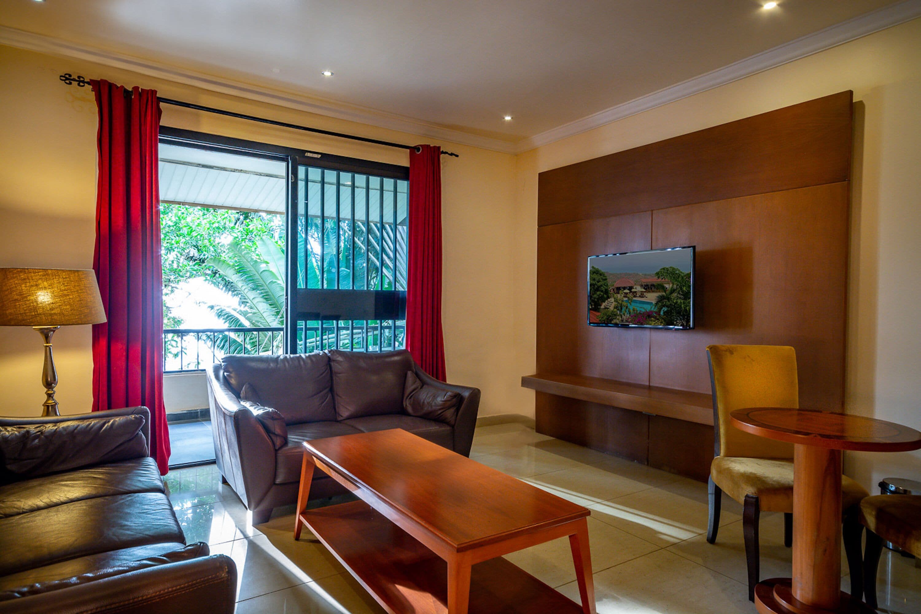 Country Lodge Complex