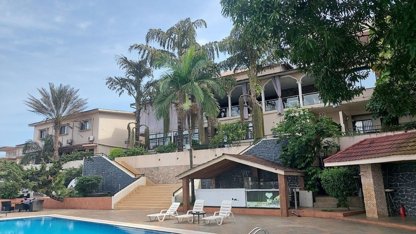 Country Lodge Complex