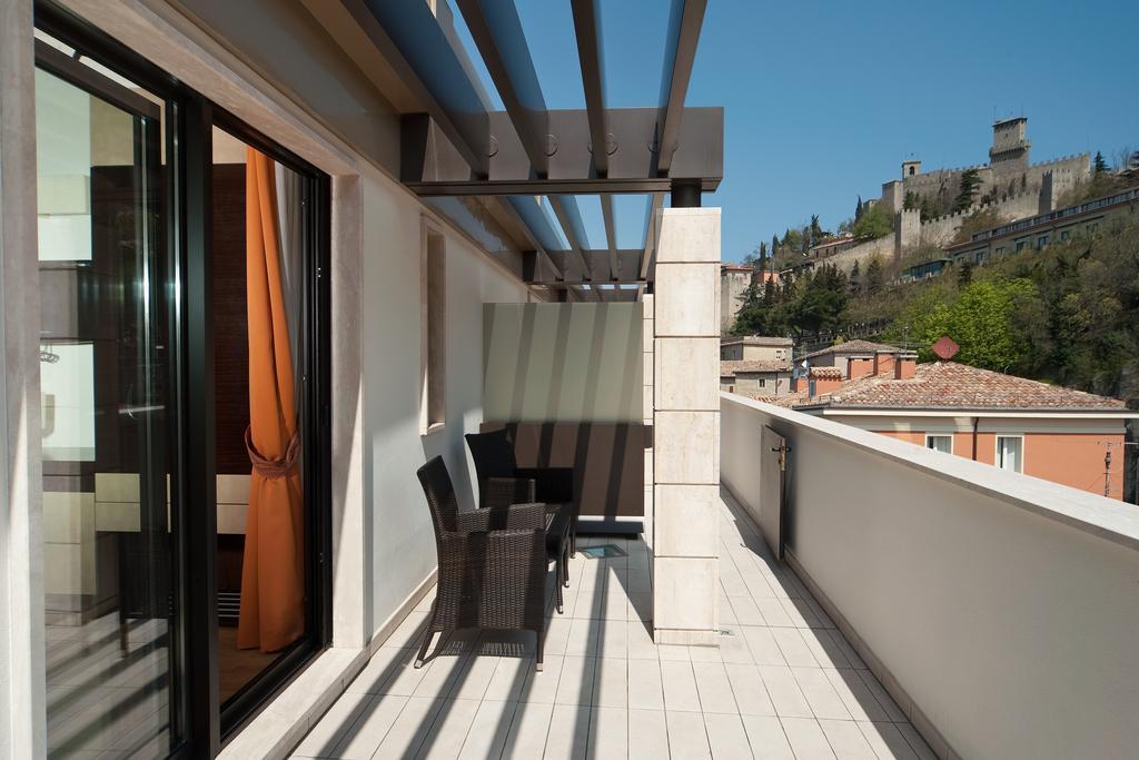Hotel Joli