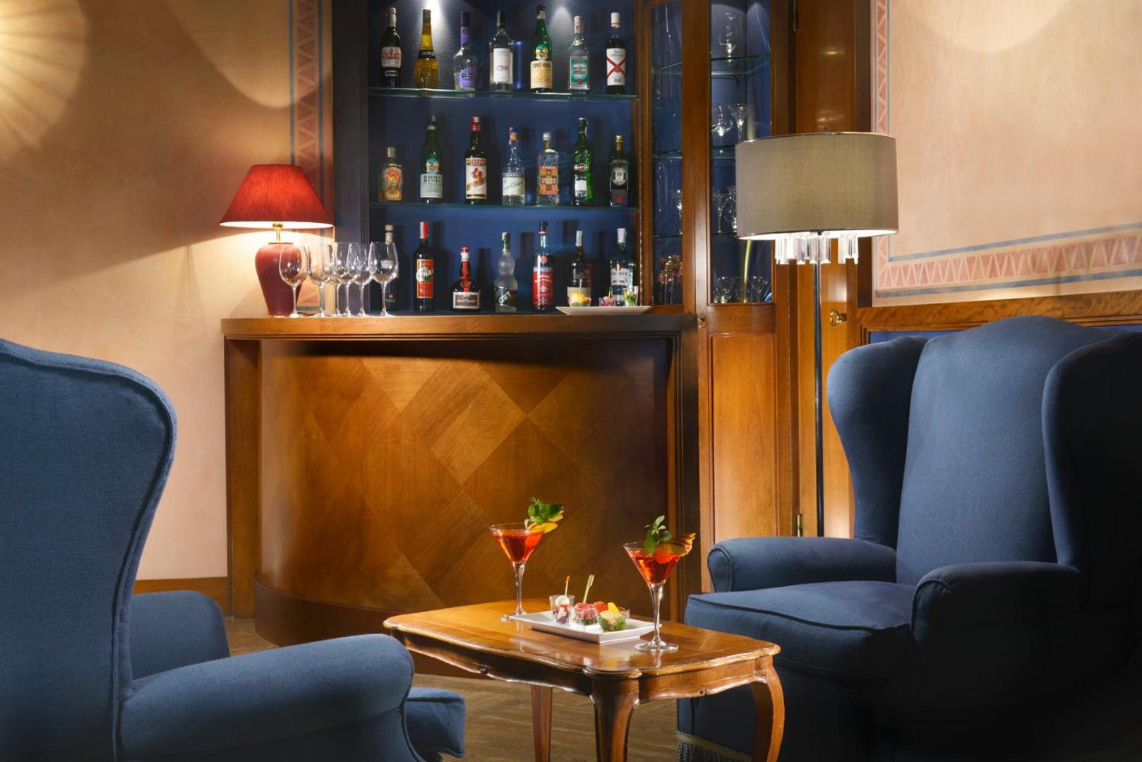 Hotel Titano
