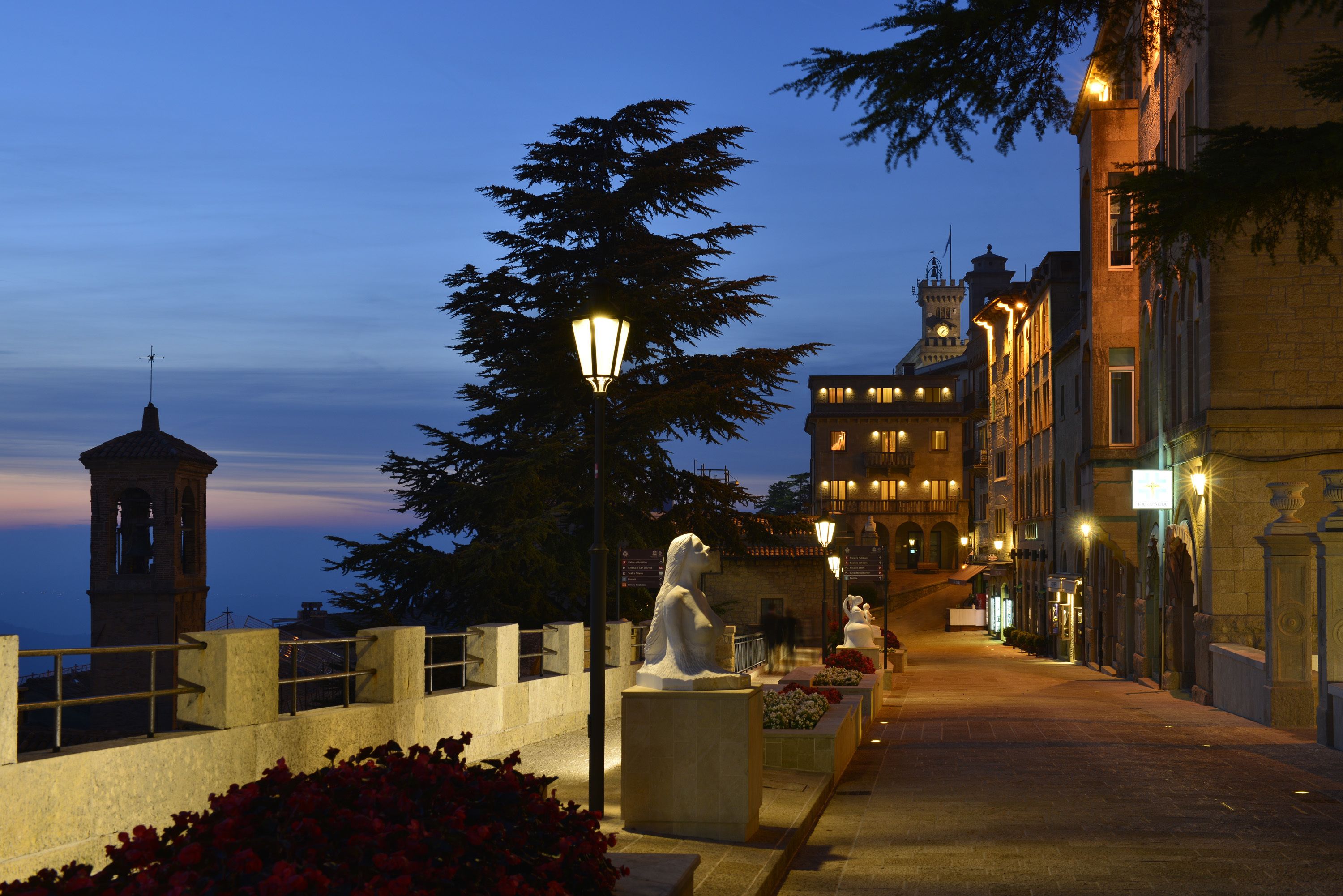 Hotel Titano