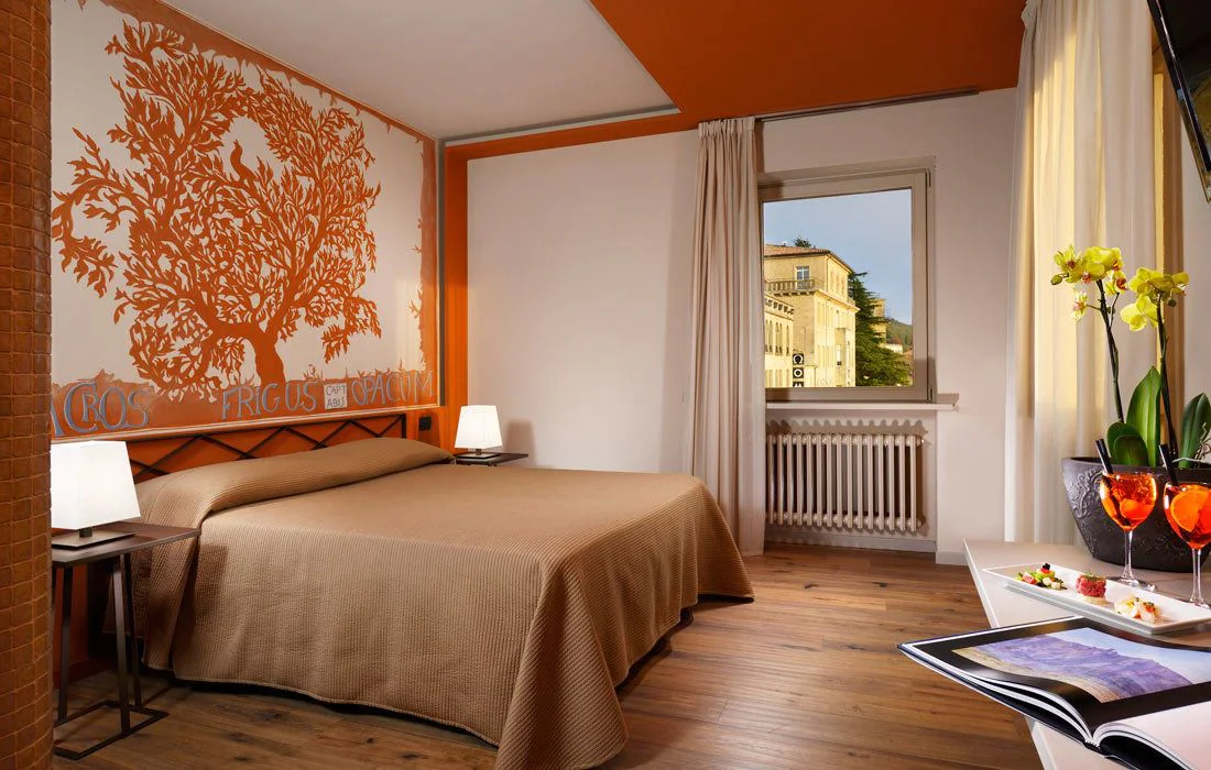 Titano Suites Hotel