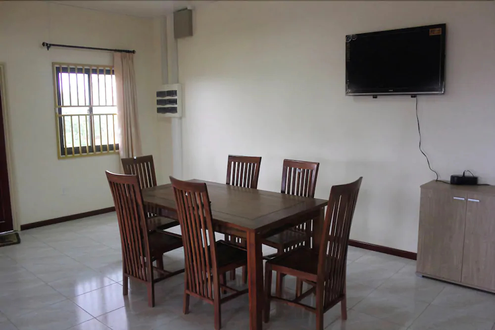 Arcton Apartments