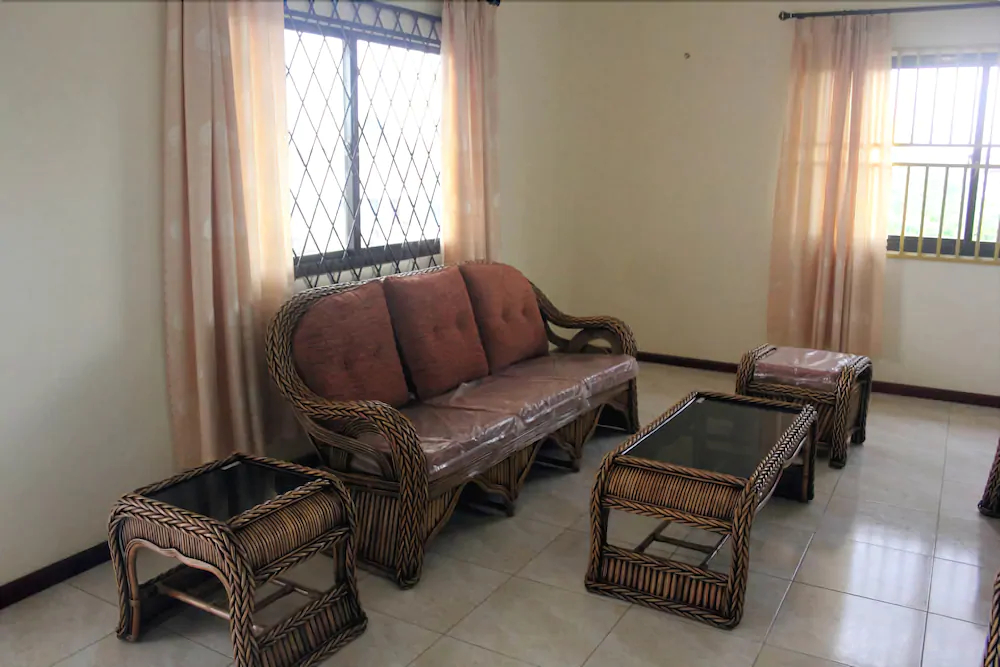 Arcton Apartments