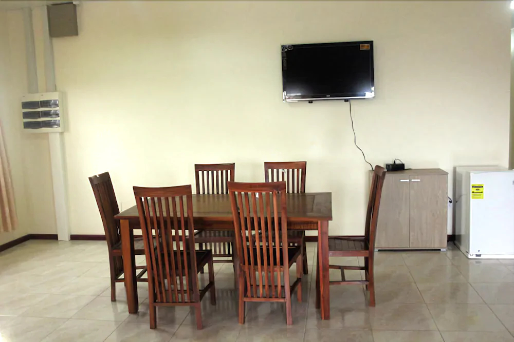 Arcton Apartments