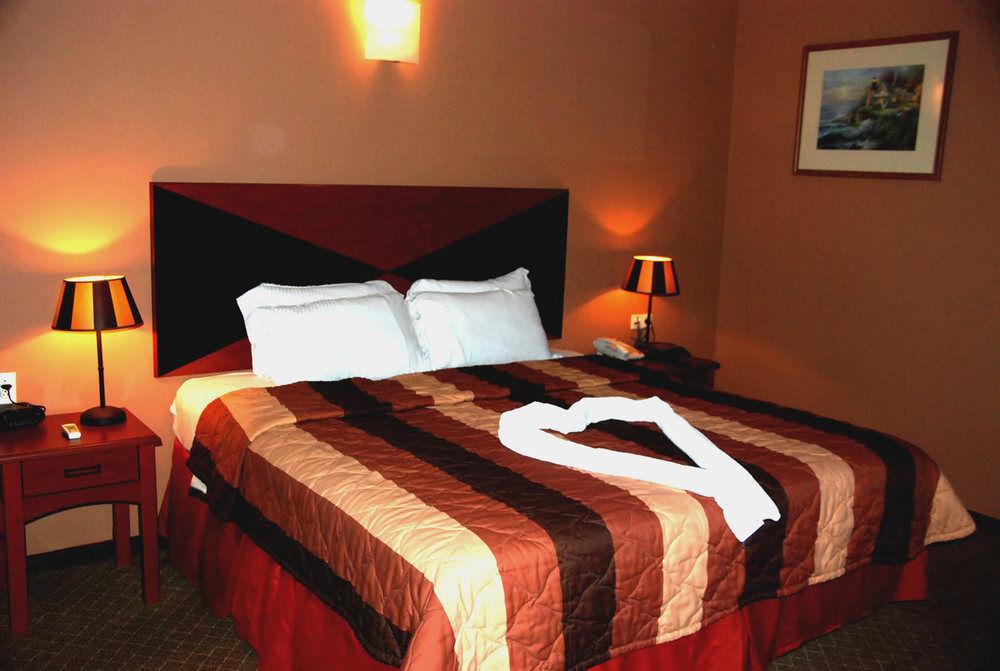 Elegance Hotel & Casino