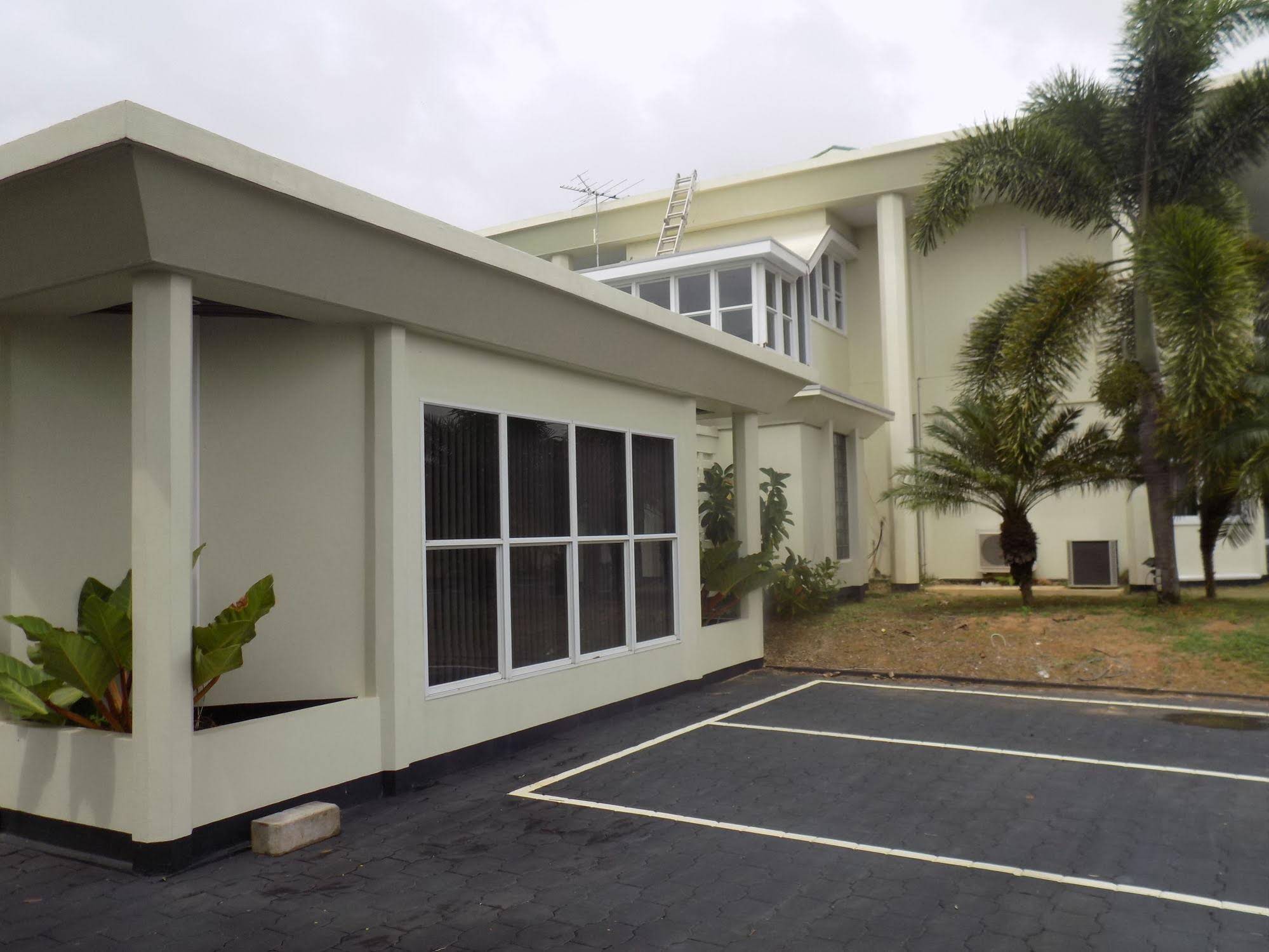 The Mansion Suites