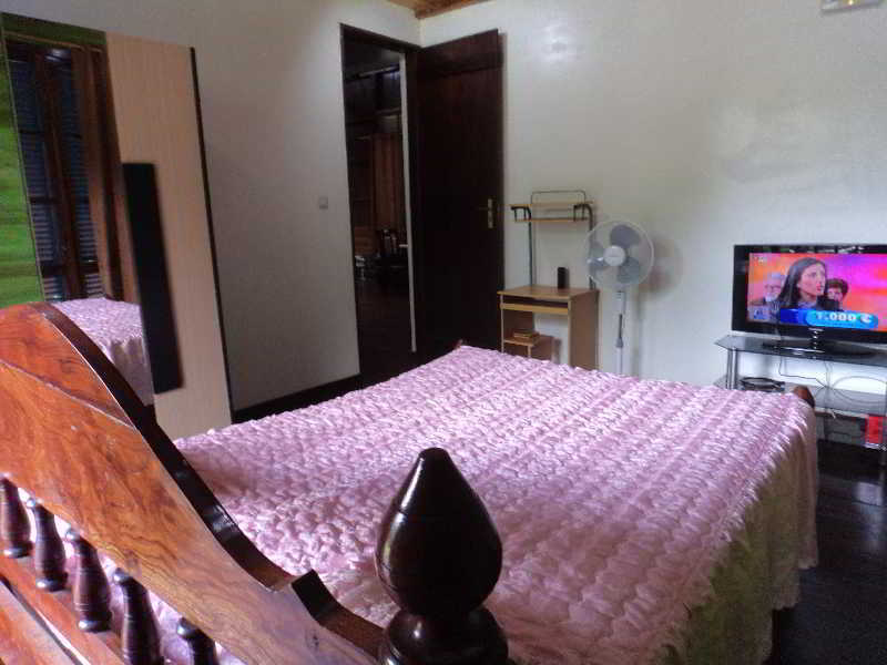 Me-Zochi Resort