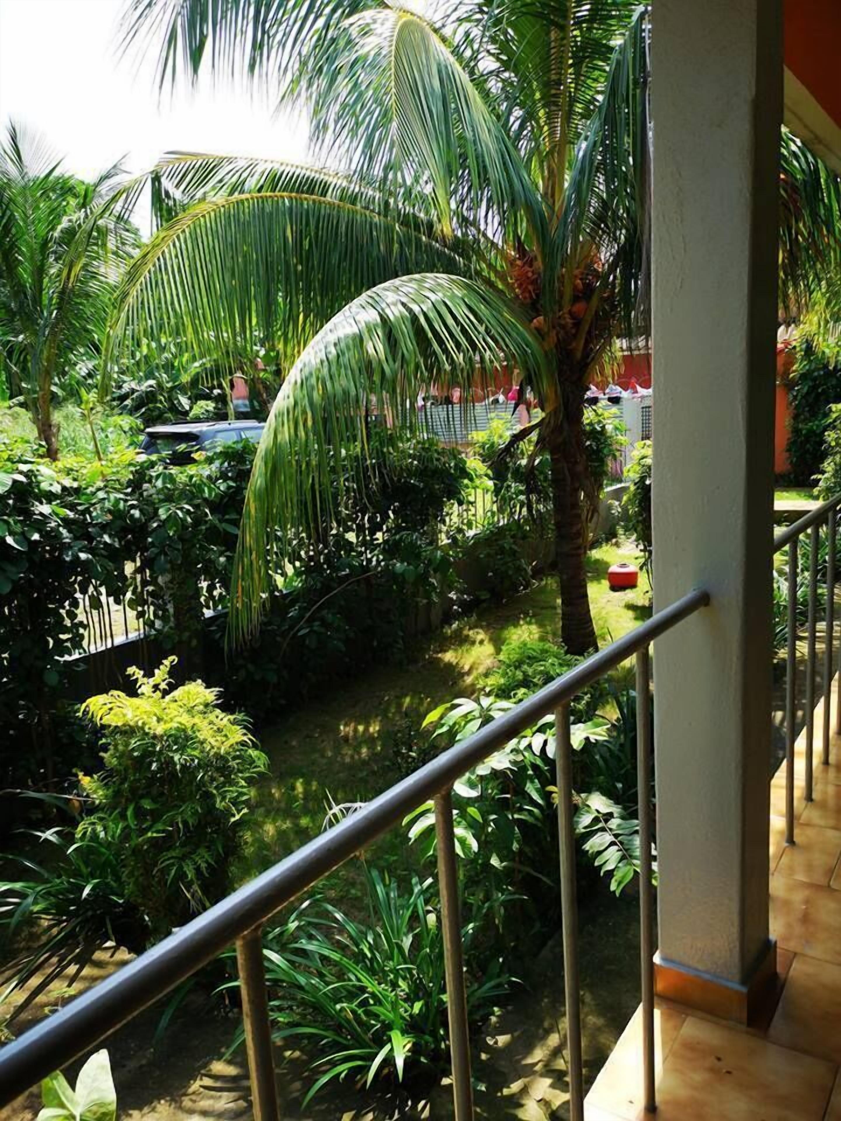 Monteiro Paradise Guest House