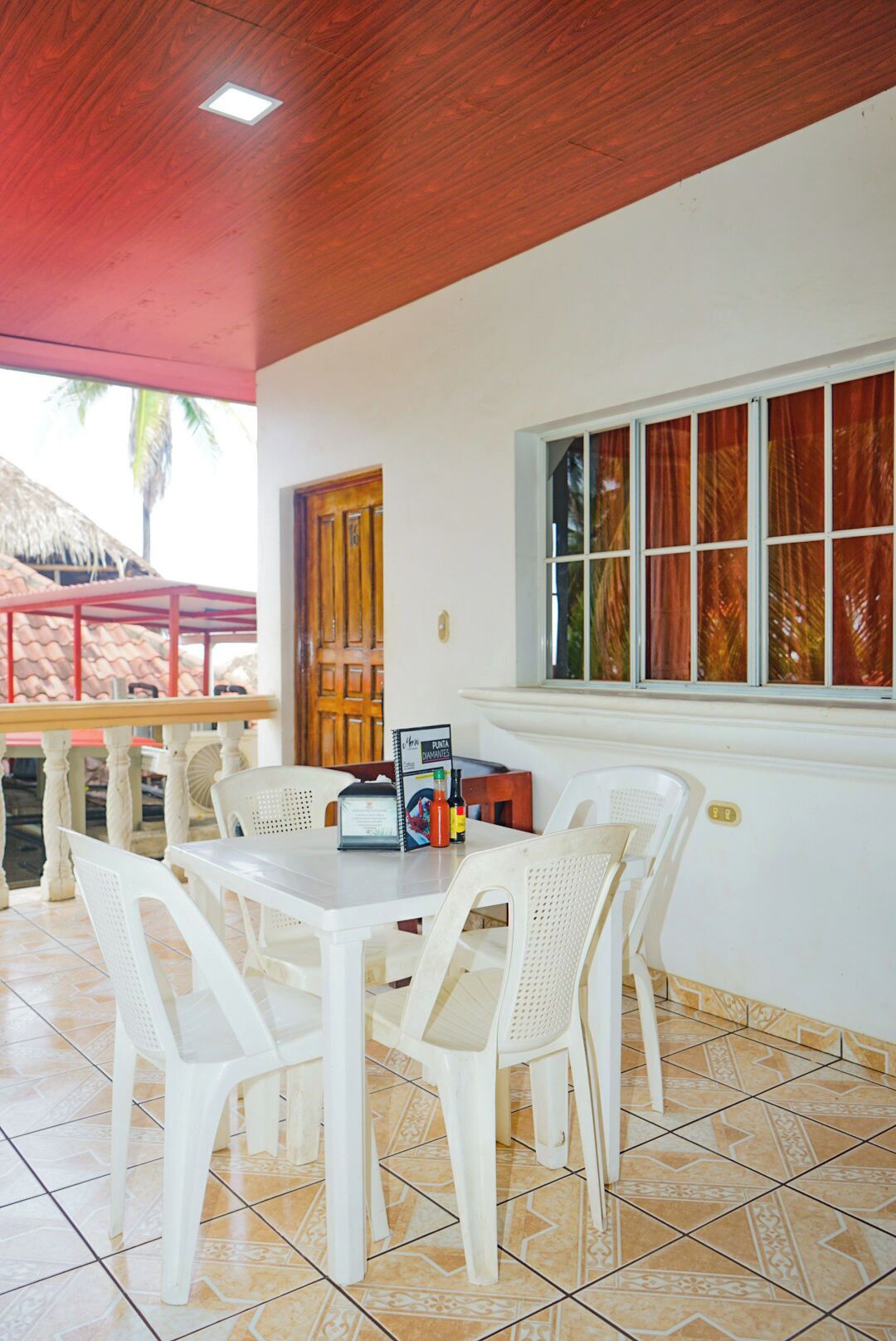 Hotel y restaurante Punta Diamantes